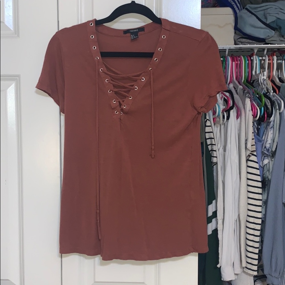 Size S top forever 21